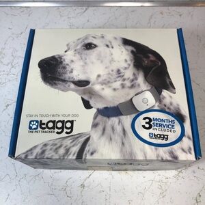 Tagg Pet Tracker with Grey collar